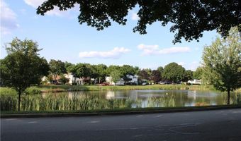 103 Edaville Ct 103, Warwick, RI 02886