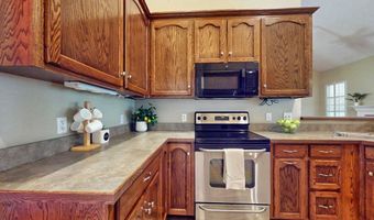 1040 BOXWOOD Dr, Bainbridge, GA 39819