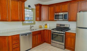 311 E LAKE Ave, Baltimore, MD 21212