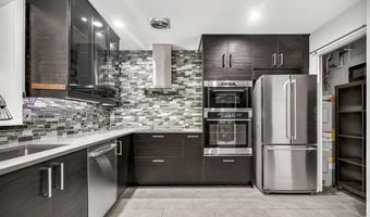 2212 S RANDOLPH St 1, Arlington, VA 22204