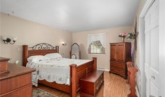 494 Angela Dr, Aliquippa, PA 15001