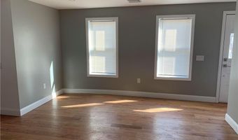 88 Reed St, Warwick, RI 02886