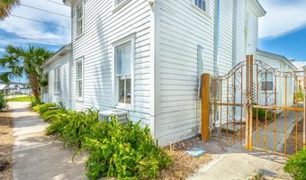 19 Leslie St, Apalachicola, FL 32320