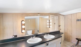 301 Maple St, Brattleboro, VT 05301