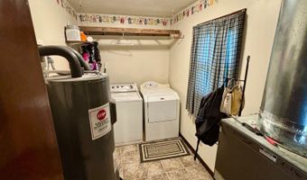 301 E. Pine St, Albion, IL 62806