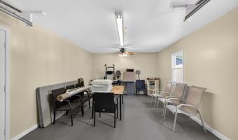 414 Holly Hills Dr, Altavista, VA 24517
