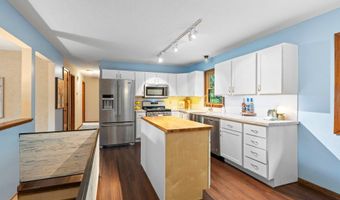 16249 Xenia St NW, Andover, MN 55304