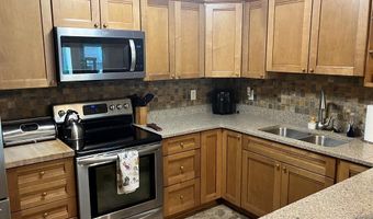 9 Apalachee St, Apalachicola, FL 32320