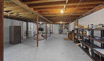 118 Duchess Rd, Cumberland, RI 02864