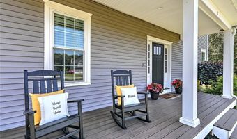 1 W Farm Rd, Smithfield, RI 02917