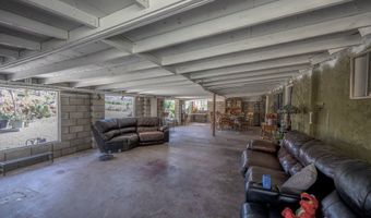 9555 Hierba Road 1/2, Agua Dulce, CA 91390