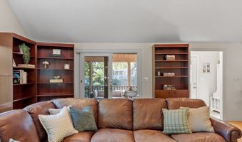 31 Mohawk Dr, Acton, MA 01720