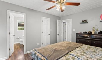 1226 Summer Ln, Auburn, GA 30011
