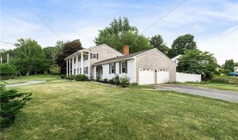 9 Plantation Dr, Cumberland, RI 02864