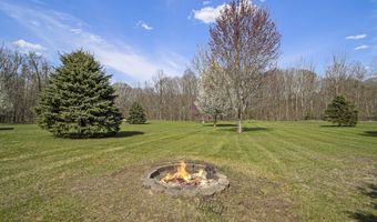 1077 Sun Valley Ln, Allegan, MI 49010
