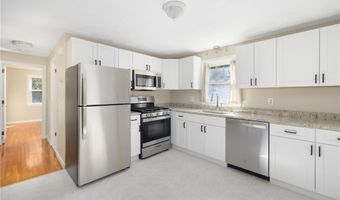 620 Dry Bridge Rd, North Kingstown, RI 02852