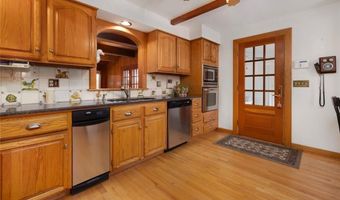 555 Great Rd, Lincoln, RI 02865