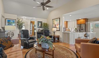 330 War Emblem Dr, Boiling Springs, SC 29316