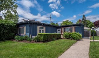 203 Fenner Ave 5, Middletown, RI 02842