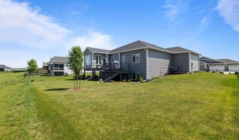 1827 Ledges Dr, Ames, IA 50010