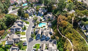 6070 E Smt, Anaheim, CA 92807