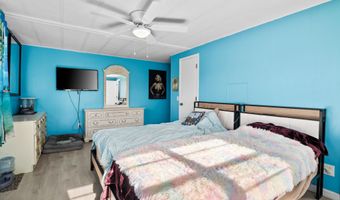 1040 Waterway Dr, Barefoot Bay, FL 32976
