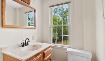 1236 Morgan St, Bennington, VT 05201