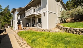 1527 NW Juniper St Apt 2, Bend, OR 97703
