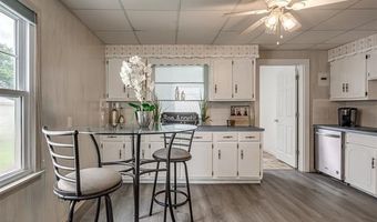 368 SE Elmhurst Ave, Bartlesville, OK 74006