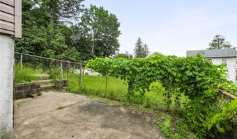 324 Allen St, Allentown, PA 15210