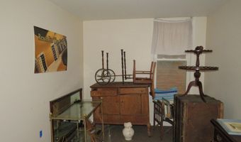 67 Bridge St, Amsterdam, NY 12010
