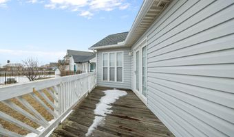 203 Old Causeway Rd, Atlantic Beach, NC 28512