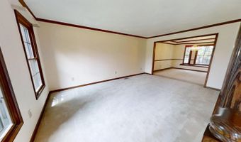 80 Hillcrest Estates Dr, Batesville, IN 47006