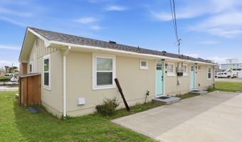100 E Bogue Sound Dr, Atlantic Beach, NC 28512