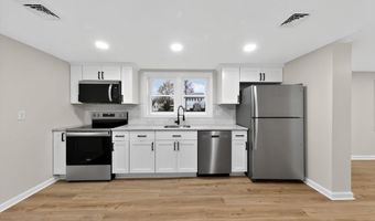 216 W HIGH St, Felton, DE 19943