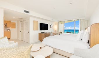 223 Saratoga Rd 1805, Honolulu, HI 96815