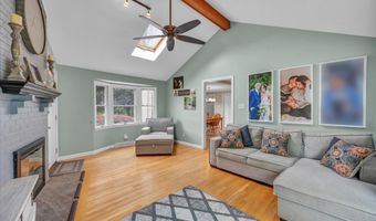7 Beechwood Cir, Cromwell, CT 06416