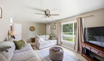 602 NW Greenwood St, Ankeny, IA 50023