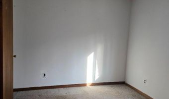 8 Steamboat Dr 11, Alloway, NJ 07462