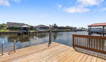 830 GOLF ISLAND Dr, Apollo Beach, FL 33572