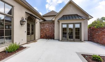 10757 Royal Ridge Ave, Baton Rouge, LA 70810