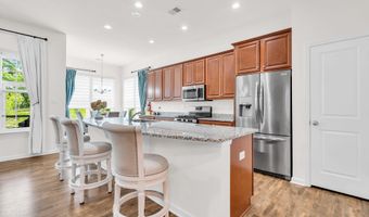 3 Raccoon Ln, Barnegat, NJ 08005