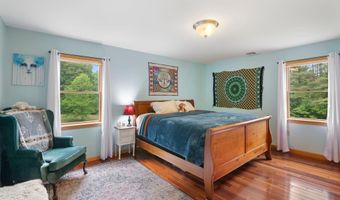 925 Hinesburg Rd, Brattleboro, VT 05301