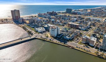 400 Deal Lake Dr 3A, Asbury Park, NJ 07712