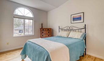 3271 NW Melville Dr, Bend, OR 97703
