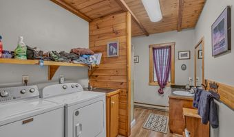 2054 Whitefield Rd, Bethlehem, NH 03574