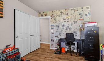 2225 Shenandoah Dr, Anderson, CA 96007