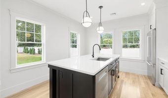35 Anchor Way, Newport, RI 02840