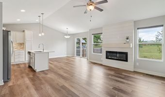 2013 2nd St SW, Altoona, IA 50009