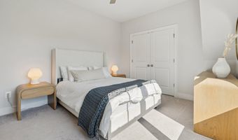 10010 FLEMING Ave, Bethesda, MD 20814